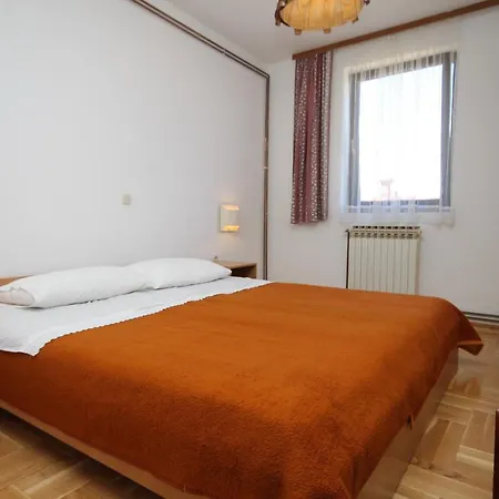 8090a Lägenhet