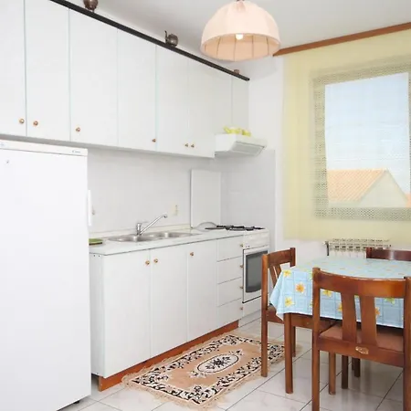 8090a アパート *